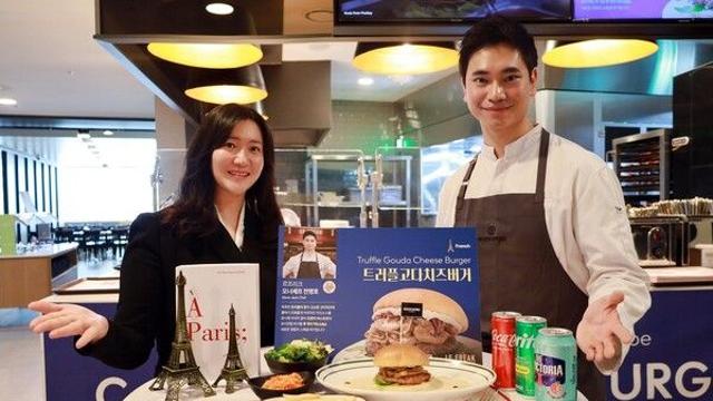 삼성웰스토리, 글로벌 8개국 맛 담은 '월드고메버거' 선봬