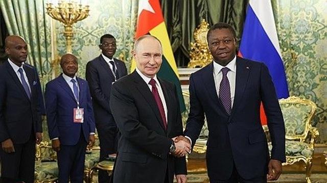 러·토고 정상회담…상호 대사관 개설키로