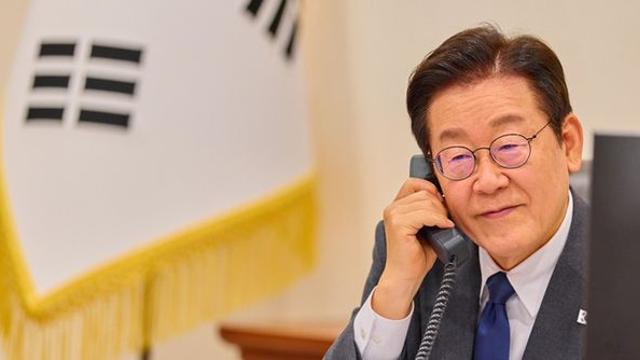 이 대통령, 교육 중요성 강조 “학창 시절 왕복 4시간 걸어 등교했다”