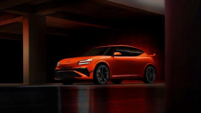 '강렬한 오렌지' GV60 마그마에 시선집중···제네시스 고성능 정체성 입증