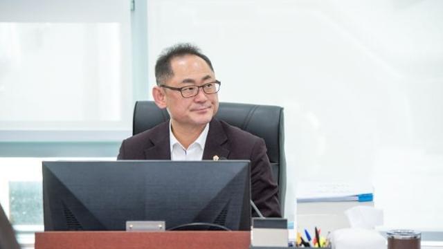 경기도의회 김완규 의원, “퍼주기식 신규사업 말고 노인·장애인 필수복지부터 챙겨야”