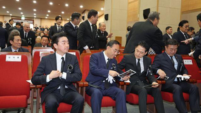 李대통령, YS 10주기에 