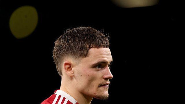 리버풀 비상! ‘2,200억’ 비르츠에 ‘레알 삭제’ 브래들리까지 OUT.... 슬롯, 