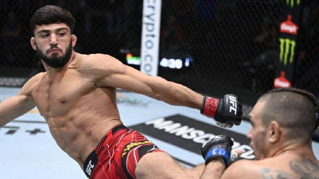 'UFC 라이트급 1위' 사루키안, 6위 댄 후커와 대결...도전자 자격 입증할까