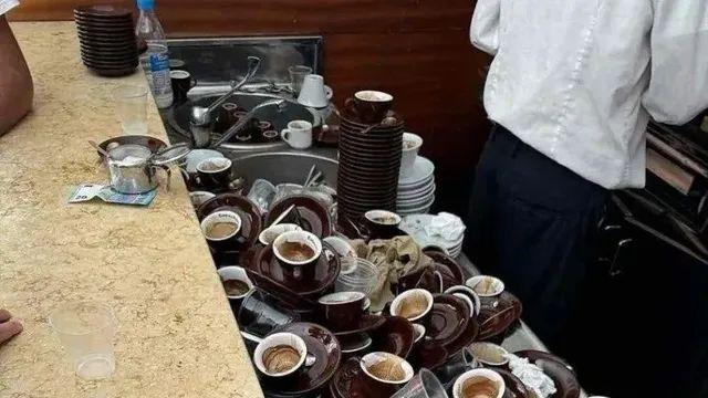 이탈리아 카페 아침 풍경,,