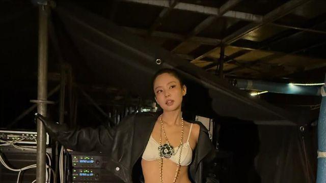 제니, 카리나, 지젤도 트라이! 요즘 여자들이 더 즐겨입는 새깅 룩, 도전하고 싶다면?