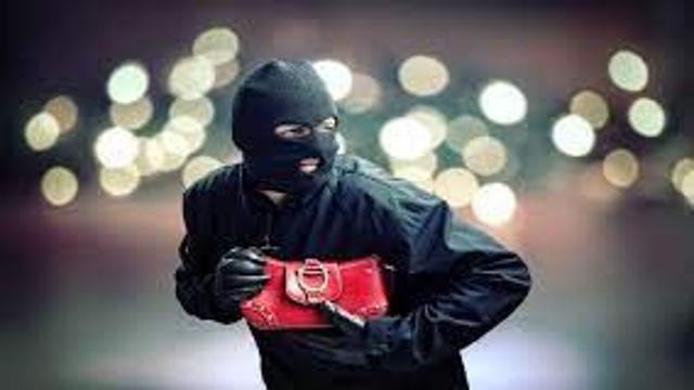 해변에서 소매치기 당한 썰.