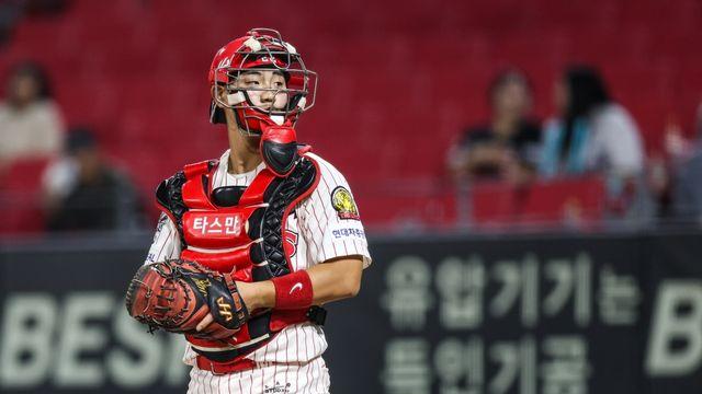 '4년 10억 FA 계약' 베테랑 포수 떠나보낸 KIA…결국 이 선수가 해줘야 한다