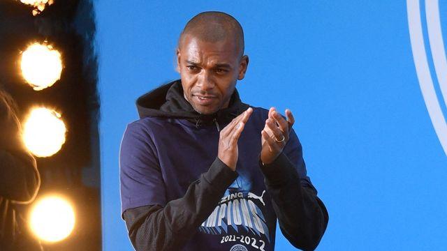 '맨시티서 EPL 5회 우승' 페르난지뉴 은퇴…