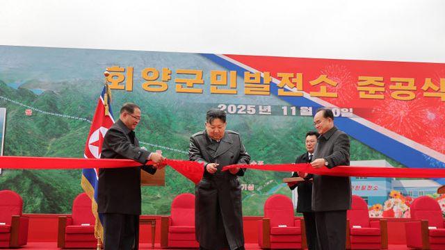 김정은, '수력 회양발전소' 준공식 참석…당대회 앞두고 경제행보