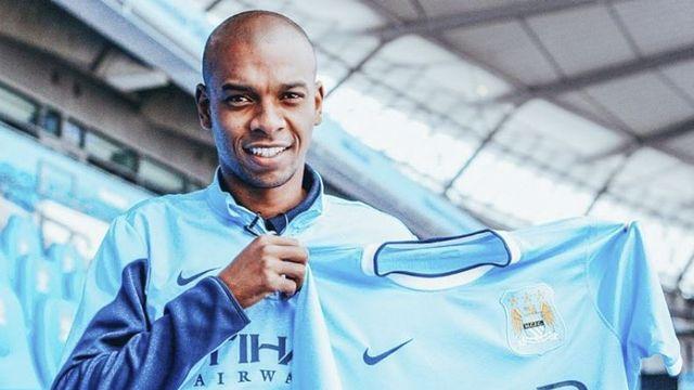 “30분 뛰니 지친다” 은퇴 공식발표, 맨시티 레전드 ‘40세’ 페르난지뉴 축구화 벗는다