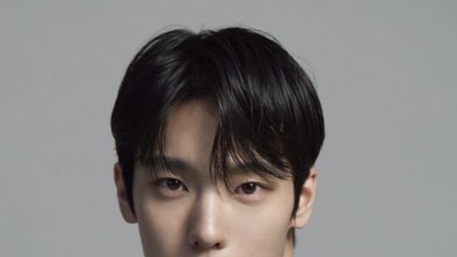 신예 한태하, '내일도 출근'으로 정식 데뷔