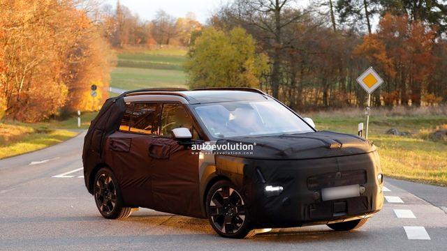 차세대 투싼 유럽서 포착…RAV4 GR 스포츠와 경쟁할 고성능 투싼 N