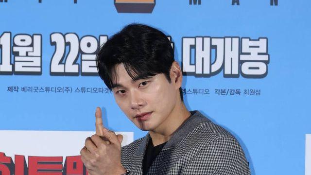 “자진하차 아니었다”…이이경 ‘놀뭐’ 저격 파문→신봉선·정준하 선례 재조명 [왓IS]