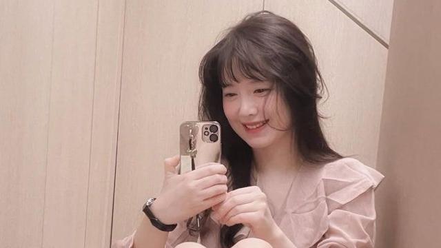 구혜선, 아찔한 각선미 자랑 “여기서 이러시면 안 됩니다”