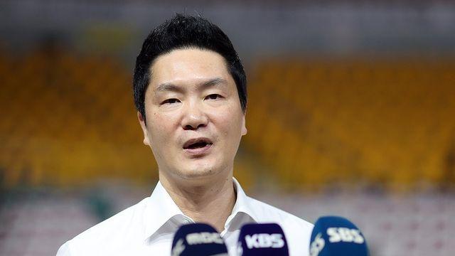 '부상 악재' 농구 대표팀 소집…전희철 