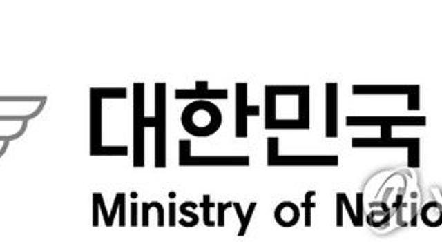 정찰 로봇에 AI 프로그래밍…국방 AI 경진대회 시상식