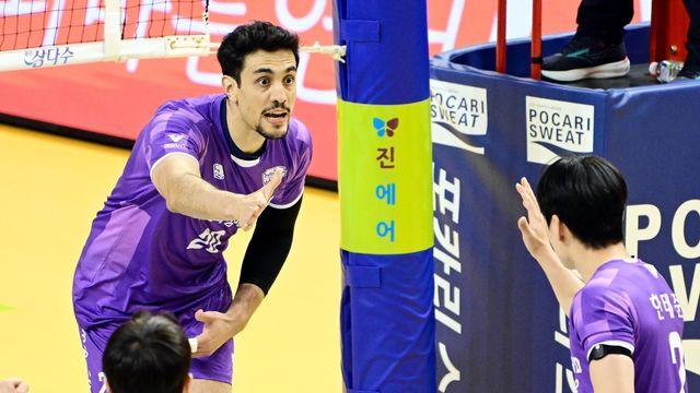 아라우조, 29득점으로 스승에 패배 설욕…'경민 불패' 잠재웠다