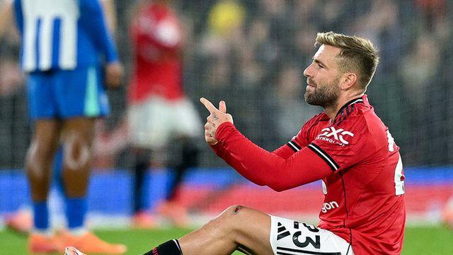 ‘정말 괜찮나?’ 마르티네스 복귀로 입지 불투명한 맨유 CB→아모림 “쇼, 윙백으로 기용할 것”