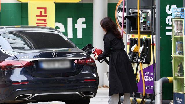 36주 만에 1700원 찍더니…국내 기름값, 또 슬픈 소식 떴다