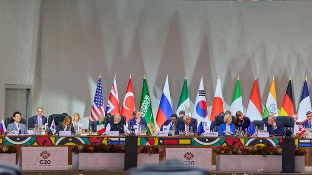 李, 포용·지속가능한 성장 방안 제시...“경제 체질 바꿔야”