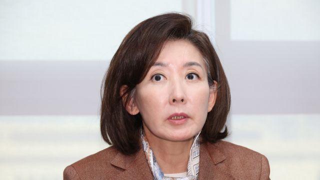 나경원, 조국에 