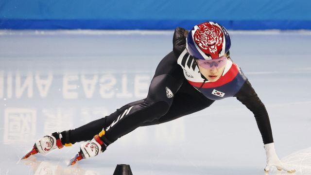 '역시' 최민정, 쇼트트랙 월드투어 3차 대회서 개인전 전종목 1위로 예선 통과