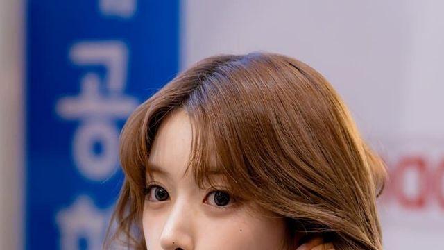 김포공항 출국 엔믹스 지우 미모