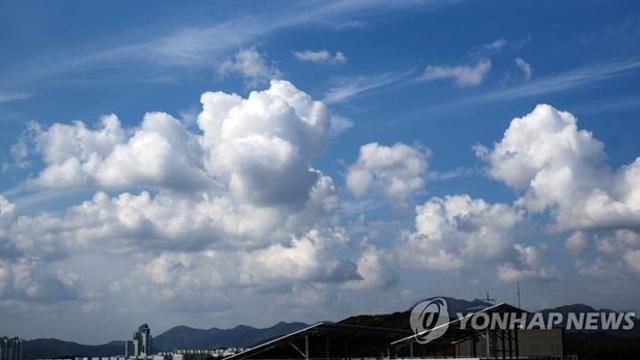대구·경북 구름 많은 날씨…낮 기온 13~17도