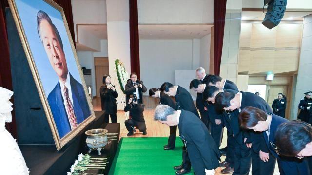 YS 서거 10주기…김현철·조국 잇단 메시지