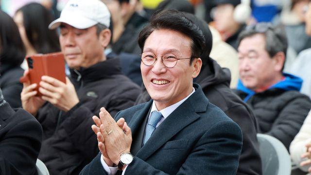 金 총리 “김대중 삶은 민주주의 향한 마라톤… 이재명 정부로 이어져”