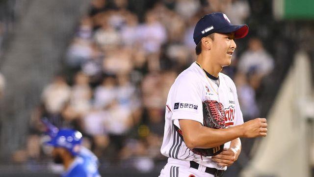 '팔꿈치 인대 손상→마무리캠프 조기 귀국' 제환유, 결국 수술대 오른다…사령탑도 