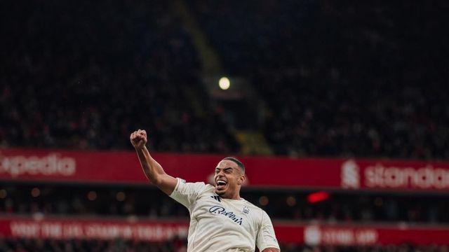 안필드에서 노팅엄에 0-3 대패한 EPL 디펜딩 챔피언, 리버풀의 3골차 연패는1965년 4월 이후 60년 만…이미 우승 물 건너갔지?