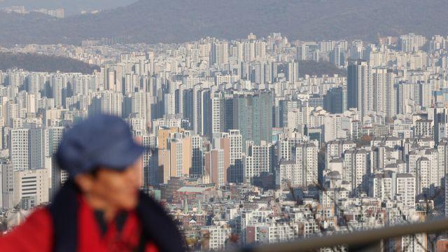 10.15대책 약발 안 받나…서울 아파트값 5년여 만에 최고치 상승