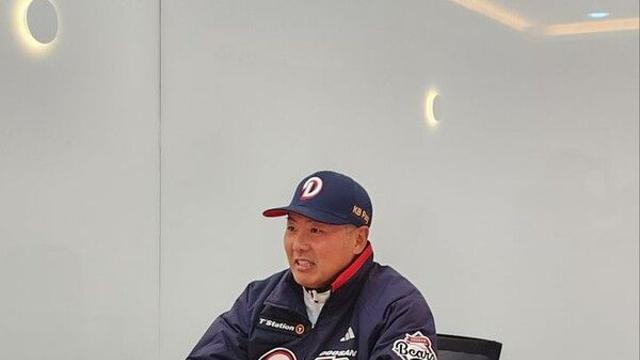 박찬호 빼고 내야 경쟁…두산 김원형 감독 