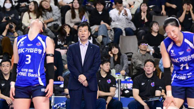 '소통형' 지도자로 변신했는데...김호철 감독, '헤어질 결심' 내린 이유