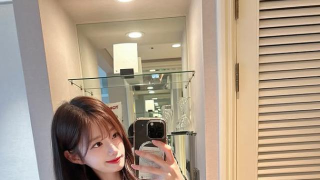 강지은 치어리더, 데뷔 한 달 만에 스포츠팬 마음 사로잡다