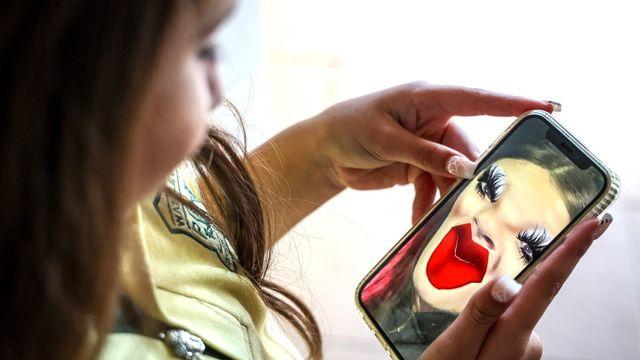 말레이도 내년부터 16세 미만 소셜미디어 차단한다