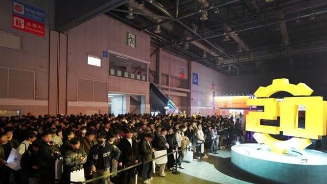 20년을 지켜온 팬심, 현장에서 폭발… 1만 명 모인 ‘2025 던파 페스티벌’ 성료