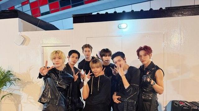 올아워즈, '드림콘서트 아부다비'서 맹활약…7곡 릴레이 군무 '퍼포돌' 각인