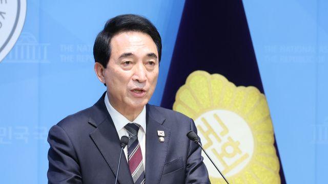 법무부, 검사장 징계·전보 않기로…與강경파 