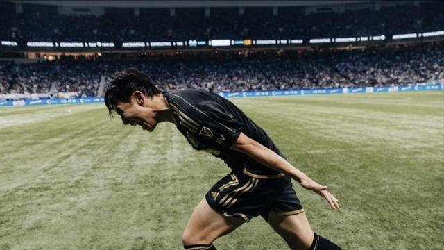 [MLS POINT] 손흥민, 졌는데 이런 말을 한다고? “올라가서 우승해라”, “축하한다”