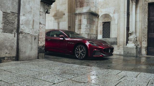 마세라티 효과? 이정재·임지연 출연 드라마 '얄미운 사랑' 시청률 6.5% 스타트