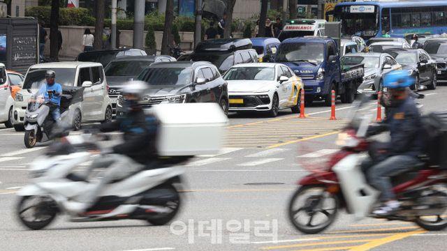 10명도 안 남은 배민 정규직 라이더…3년 만에 결국