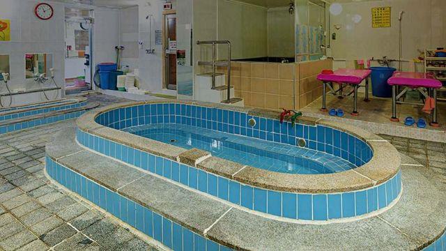 경북 영천 목욕탕서 9살 남아 물에 빠져 숨지는 비극 발생, 같이 갔던 아버지는…