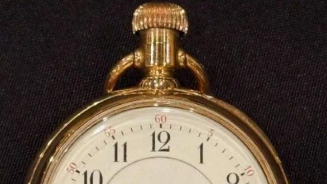침몰 순간에 멈춘 시계…타이타닉 유품 34억원에 낙찰