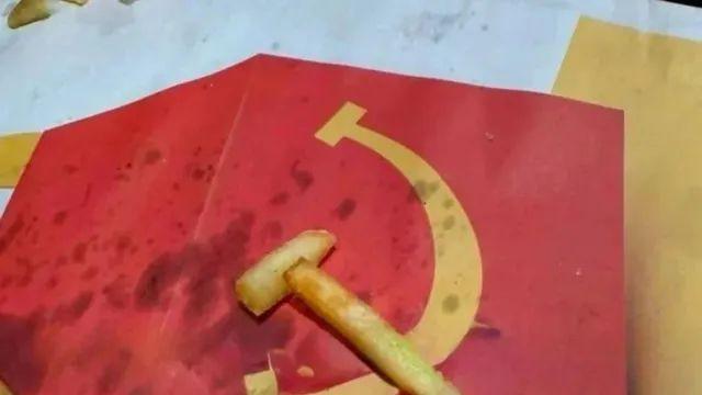 숨겨왔던 속내를 드러내는구나 이자식