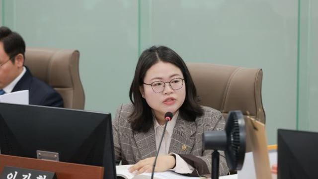 경기도의회 이자형 의원, 도교육청 전국영어듣기평가 예산 삭제, 선거 겨냥 졸속 행정 작심비판