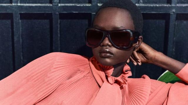 과일을 품은 봄날의 관능, 생로랑 2026 SPRING 캠페인