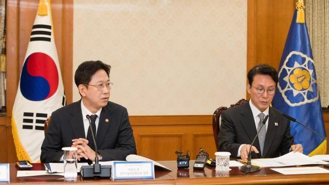 정부, AI 10대 민생 프로젝트 등 10건 심의…부처 협력 강화